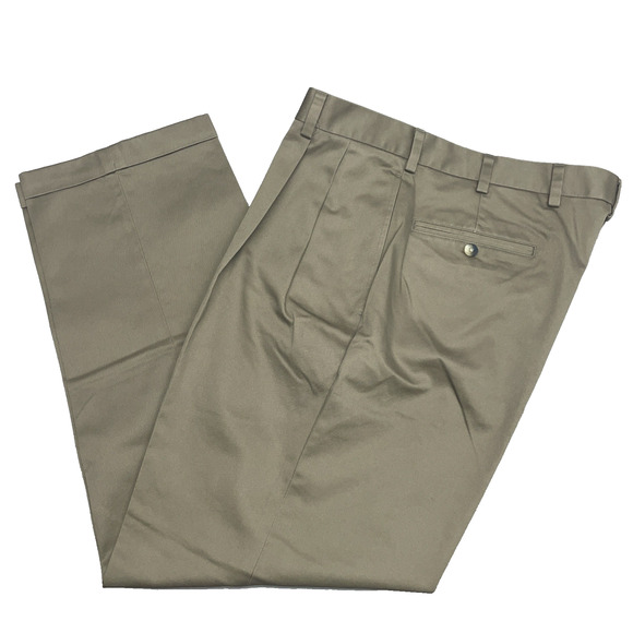 Jos A Bank Travelers Collection Men’s 38 x 29.5 Dark Khaki Chinos Pleated Cuffed - Picture 1 of 6